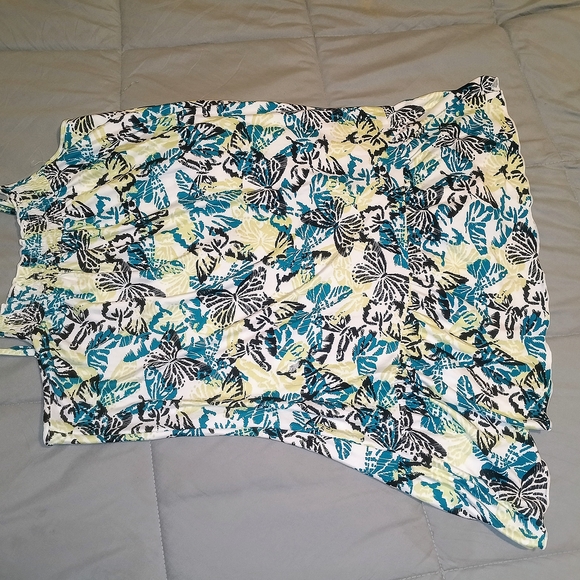 Butterfly Print Mini Dress - Picture 2 of 4